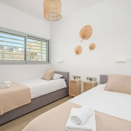 Med Two Luxury With Sea View Lägenhet