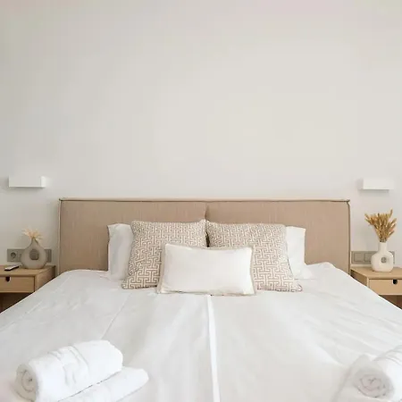 Med Two Luxury With Sea View Apartament